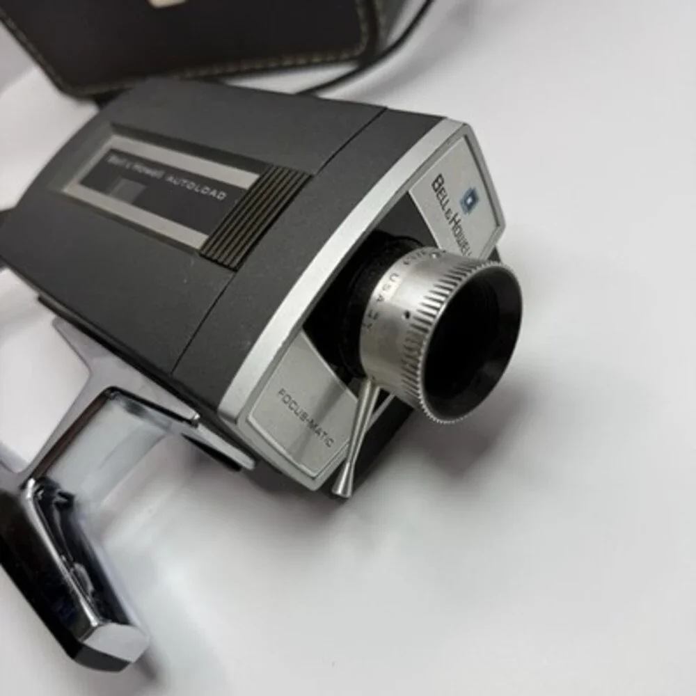 VTG Bell & Howell 435 Focus-Matic Autoload 8mm Movie Camera Leather Case UNTESTE